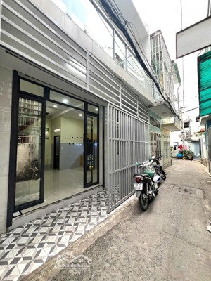 ( có video ) nhà mới phạm văn hai p.3 tân bình - ngang lớn 5m x 6m - 2pn - gần sát hẻm xh - 4.4 tỷ