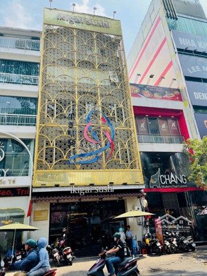 gấp gấp - bán nhà mặt tiền ngay phố phan xích long.diên tích 8 x 18m -4 tầng - 150tr/th - giá 35 tỷ