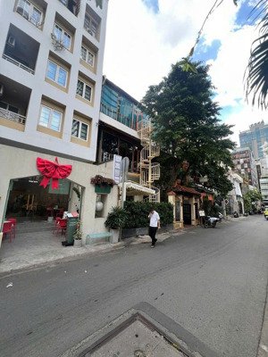 tòa nhà 2mt bùi thị xuân, tân bình | dt 171m (9m ngang), hđt 130 triệu/tháng! giá chỉ 33,9 tỷ