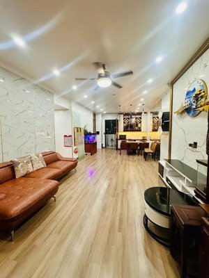 tôi cần bán gấp căn hộ tòa trung yên i - 58a phố trung kính