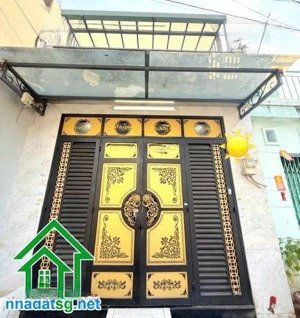 chỉ 4,75 tỷ mtkd rộng đường 10 xe tải tránh 2 tầng đẹp ngay gò xoài lê văn quới