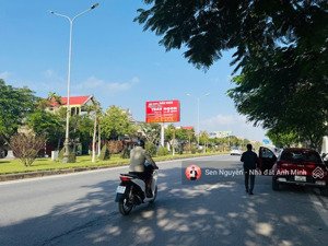 mặt đường 353 phạm văn đồng - đối diện quán trâu ngon - tân thành