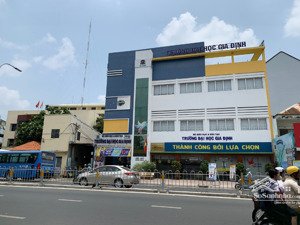 cho thuê nguyên căn mt hoàng văn thụ, phường 8. dt: 21x40m. trệt - lửng - 2 lầu. dtsd: 1.600m2