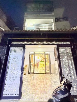 bán nhà đẹp đón tết, hẻm 1716/ huỳnh tấn phát, gần cầu phú xuân, tt. nhà bè.
