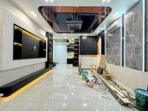 bán căn nhà rộng đẹp ngang 6,5m hiếm có nha bè.sổ hồng riêng hẻm 1834 lô nhì cách huỳnh tấn phát.