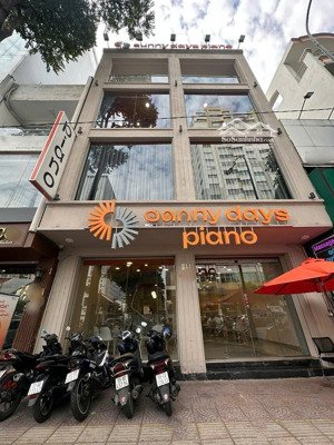 cho thuê nguyên căn mt lê văn sỹ, phường 1. dt: 8x25m. trệt - 3 tầng. nhà trống suốt.