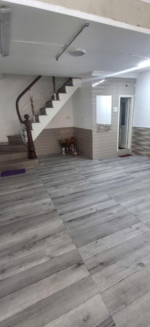 cho thuê mặt phố hồng mai, bạch mai 35m2 x 4 tầng, giá 13 triệu/ tháng, kinh doanh đỉnh