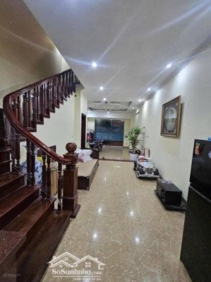 hiếm bán nhà làng việt kiều châu âu mỗ lao | ô tô gara | khu vip đáng sống