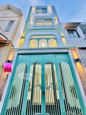 gần tết kẹt tiền chủ nhà cần bán nhà huỳnh tịnh của, bình thạnh. giá 5tỷ650/52,5m2. sổ hồng riêng