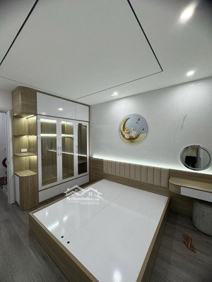 mỹ đình, nhà đẹp dân xây, ngõ rộng, full nội thất, ở ngay dt 41m x 5 tầng, g.ía: 8,75 tỷ