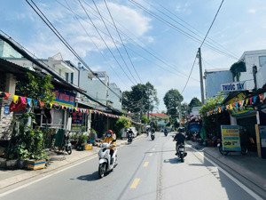 cần bán gấp - bán nhà c4- lý tế xuyên linh đông- 116m2- mặt tiền 6.7m- 3pn- 5.6 tỷ