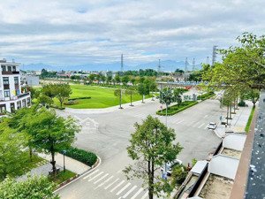 bán nhanh 2 lô liền kề , hướng nam , đối diện trường học , gần ngay công viên , vị trí sạch đẹp