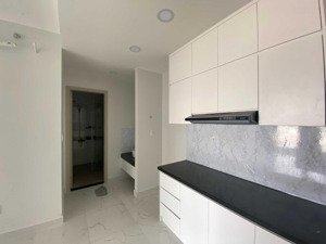 bán nhanh căn hộ sẵn sổ 1pn có nội thất cơ bản công chứng liền cho khách