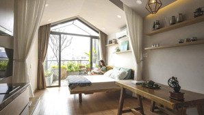 căn hộ ban công full nội thất tone gỗ gần pearl plaza, landmark, the manor, sunwah