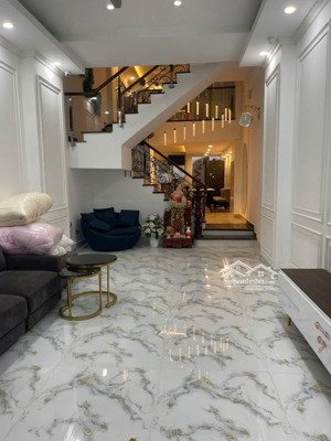 nhà mới - đẹp cho thuê nhanh tại lâm văn bền