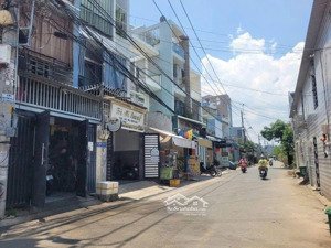 góc 2 mặt tiền kinh doanh hẽm 41, đường gò cát phường phú hữu, q9