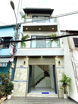 4.5x7m, bán nhà 3 tầng, mặt tiền ngay phan văn trị, đường 8m, p7 gò vấp, 4 tỷ 7 tl