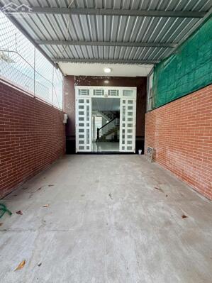 Cho thuê nhà kdc hàng bàng gần đại học y dược cần thơ giá 10 triệu