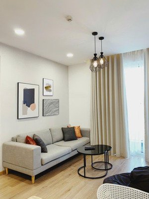 bán gấp vista verde - 1pn tầng trung. full nội thất, sẵn sổ hồng. giá 6.3 tỷ bao phí.