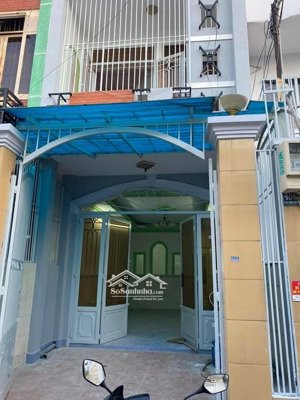 bán nhà trung tâm q11, giảm kịch sàn 64m2, vuông vức đét, không qh, lg