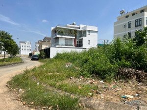 giá rẻ! 16 triệu/m2 huỳnh tấn phát, p. phú thuận, q7, 27x50m, cn: 1200m2, đất trống