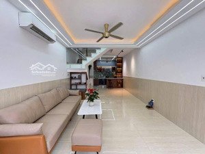 bán nhà mặt tiền trung tâm lê ngọc hân đi bộ ra biển bãi trước chỉ 5 phút