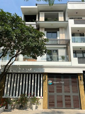cho thuê villa giá rẻ - 3 lầu 4 phòng giá 35 triệu