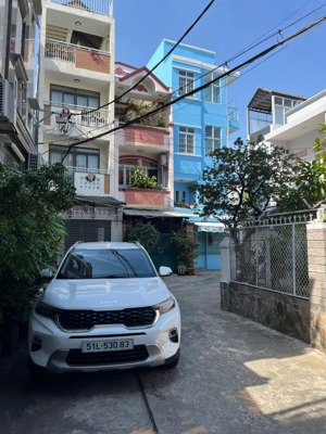 bán nhà khu đồng bộ cao tầng- hẻm xe hơi. trung tâm phú nhuận