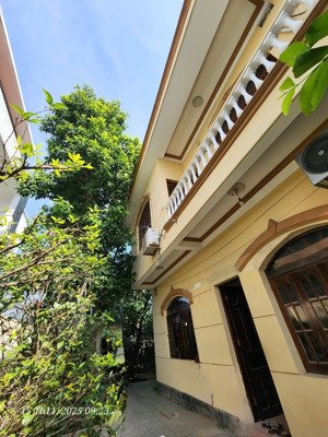 bán nhà riêng chính chủ dt : 370m2