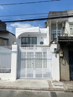 bán nhà mặt tiền đường số 10, p. tăng nhơn phú b - cn: 108.5m2 (nhà mới) chỉ 8.8 tỷ