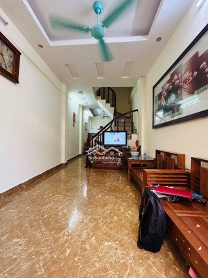 bán nhà mặt phố chương dương, bình hàn, 42m2 x 3 tầng, vỉa hè, kd tốt, sổ nở hậu, giá chỉ 6,3 tỷ