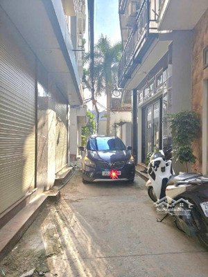 nhà phúc lợi dt 35 ,5 tầng ngõ ôtô thông, giá nhỉnh 6 ty