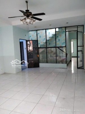 bán nhà út tịch - tân bình - 600m2 - nhà đất - 130 tỷ - khu vvip cách mặt tiền 50m