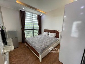 cho thuê căn hộ 1 ngủ (35m2) waterfront city, có ban công.