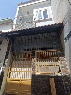 bán nhà bùi quang là, p12 đúc 1 lầu, 2pn.