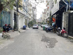 dương quảng hàm, 130m2 6x23, gần sân bay tân sơn nhất, đại học văn lang, emart phan văn trị