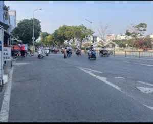 nhà mặt tiền kinh doanh. đường chợ lớn. khu víp bình phú. quận 6