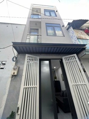 bán nhà mới phú nhuận - ngay phan xích long - 2 lầu sân thượng - chỉ 5ty150