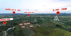 kẹt tiền bán gấp lô đất trang trại phan thanh, ngay mặt kênh thủy lợi, nhà yến, tách 3 sổ 1250m2