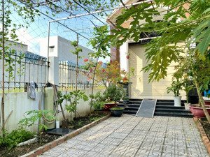 bán nhà cấp 4 đẹp mới - kdc hoàng long, bến lức, long an, giá 3,8 tỷ (full nội thất)