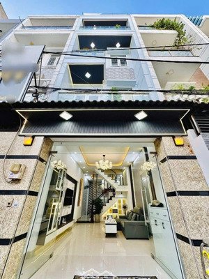 cô tú bán nhà hồ xuân hương p.võ thị sáu q3 gần thpt nguyễn thị minh khai giá 4tỷ990 dt 82m2