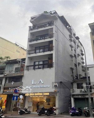 siêu vị trí 2 mặt tiền phạm ngũ lão, quận 1 - dt:6x20m - 6 tầng - hđt:300trđ - giá 89 tỷ