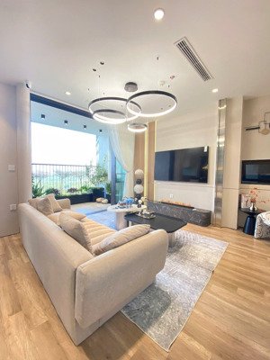 chào bán căn hộ mezza 2 tầng bên landmark, view hồ thiên nga,hoàn thiện full nội thất xịn