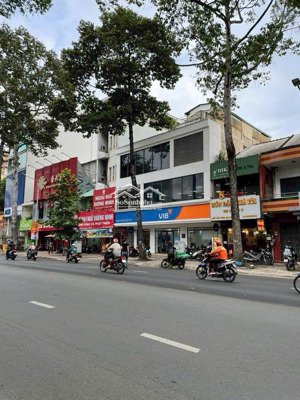 giảm sốc 6 tỷ - mt trần hưng đạo 12x22m giáp q1 - 4 tầng - hđt 235 tr/tháng - bán 119 tỷ