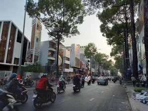 5tầng shr 9tỷ tô hiến thành dòng tiền 35tr/th oto sát cửa, sổ đẹp 2025.