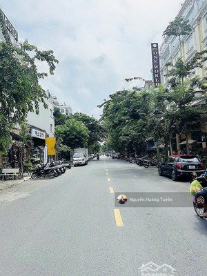 hiếm lắm! mặt tiền nguyễn công trứ,nguyễn thái bình q1(4,2 x 18m-72m2)6 tầng hđt 90 triệu.chỉ 39 tỷ