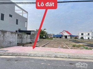 siêu phẩm đg nhựa thôn 8m có vỉa hè nhìn ra ga đg sắt lc-hn-hp 68,3m2 giá chỉ 1 tỷ 550 tr ...