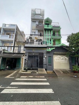 bán nhà mt: đs8 bhh-a q. bình tân ( 4 x 17 / 4 tầng ) sổ hoàn công