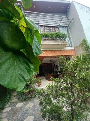 biệt thự sân vườn 261m2, ngang 7m, nở hậu 10m, hxh tránh, an hạ, gần cầu xáng, tỉnh lộ 10, 4.6 tỷ