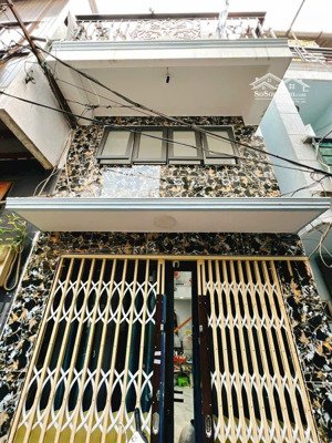 cần tiền gấp bán nhà mới 3 tấm đường khánh hội q.4 giá 3ty190 tl